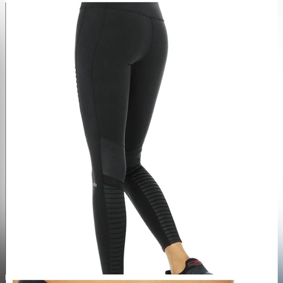 Alo Yoga Moto Mid Rise Leggings Black Glossy size small nwt - Picture 2 of 5